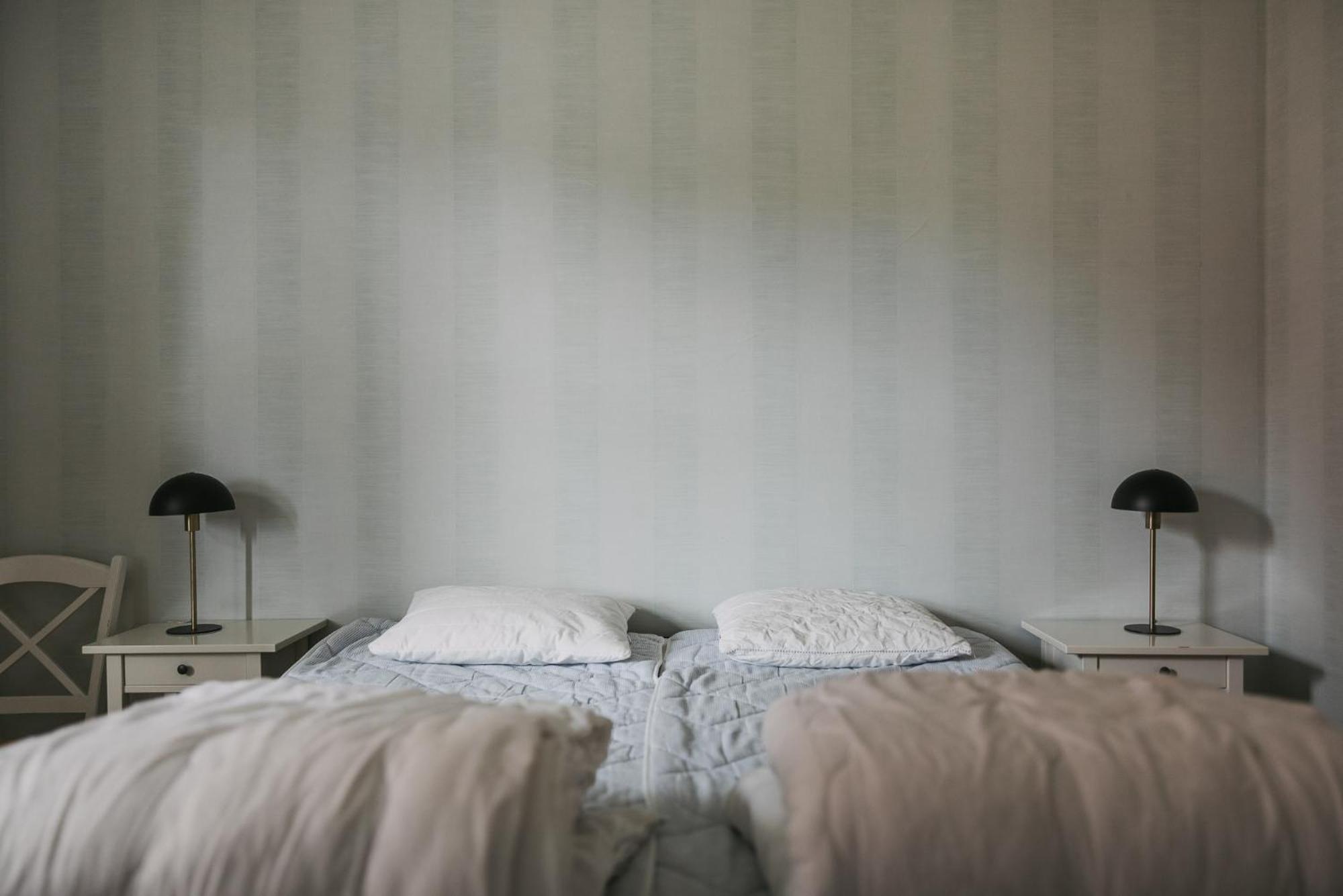 Perssons I Backens Pensionat- Sjoetorps Vandrarhem & Rum Sjötorp Quarto foto